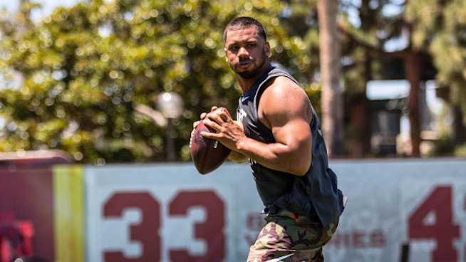 Russell Wilson Workout and Nutrition | NFL Legends